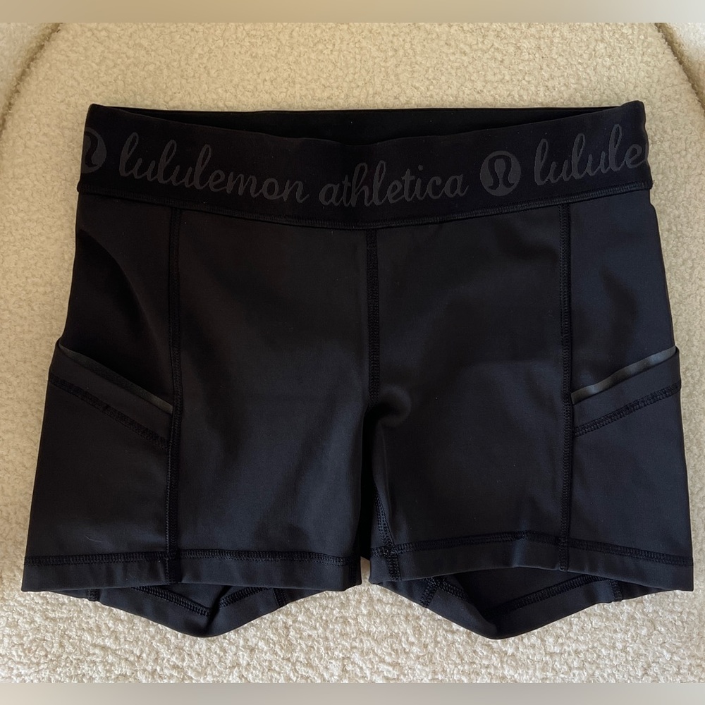 Lululemon black shorts with side pockets size 6